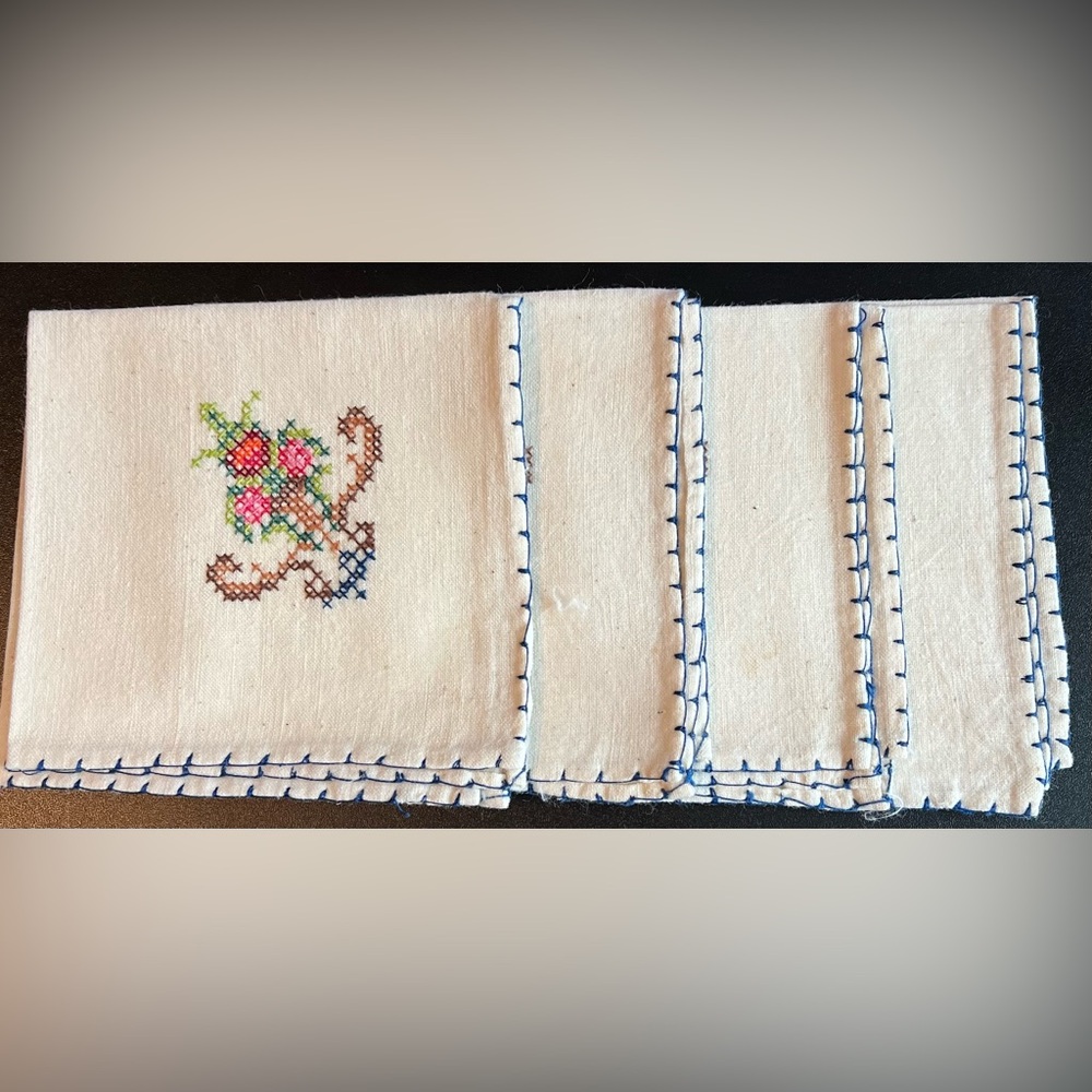 Vintage Hand Embroidered Linen Napkins, Set of 4